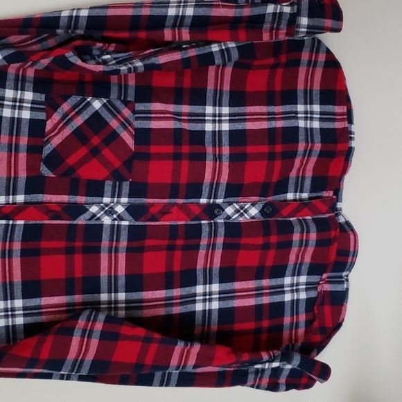 Woolrich flannel button down shirt. - Picture 3 of 10
